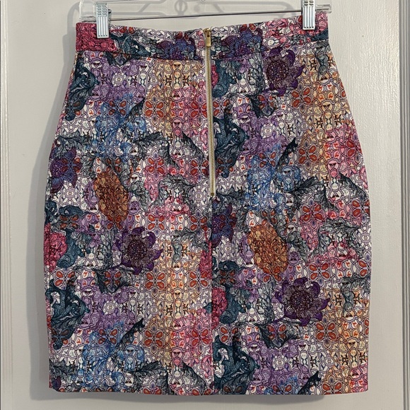 H&M Elegant Floral Women's Pencil Skirt - Picture 6 of 10